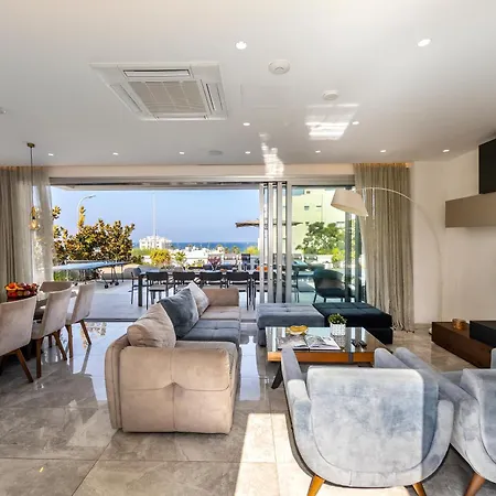 Fig Tree Bay Residences 7 Villa Protarász